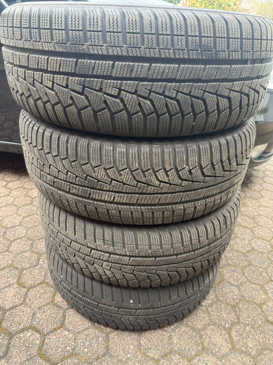 225/60/17 - Invernali - Hankook - DOT 2019 - Usato