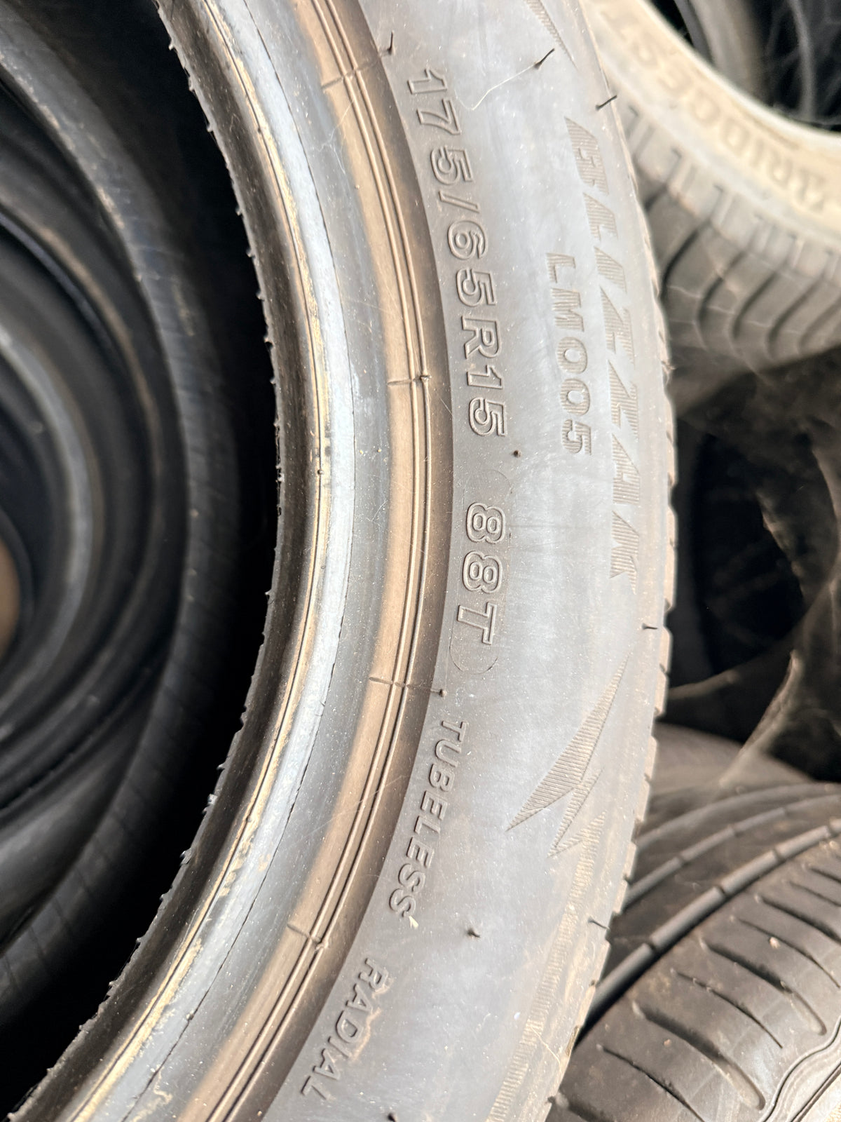 175/65/15 - Invernali - Bridgestone - DOT 2023 - Usato