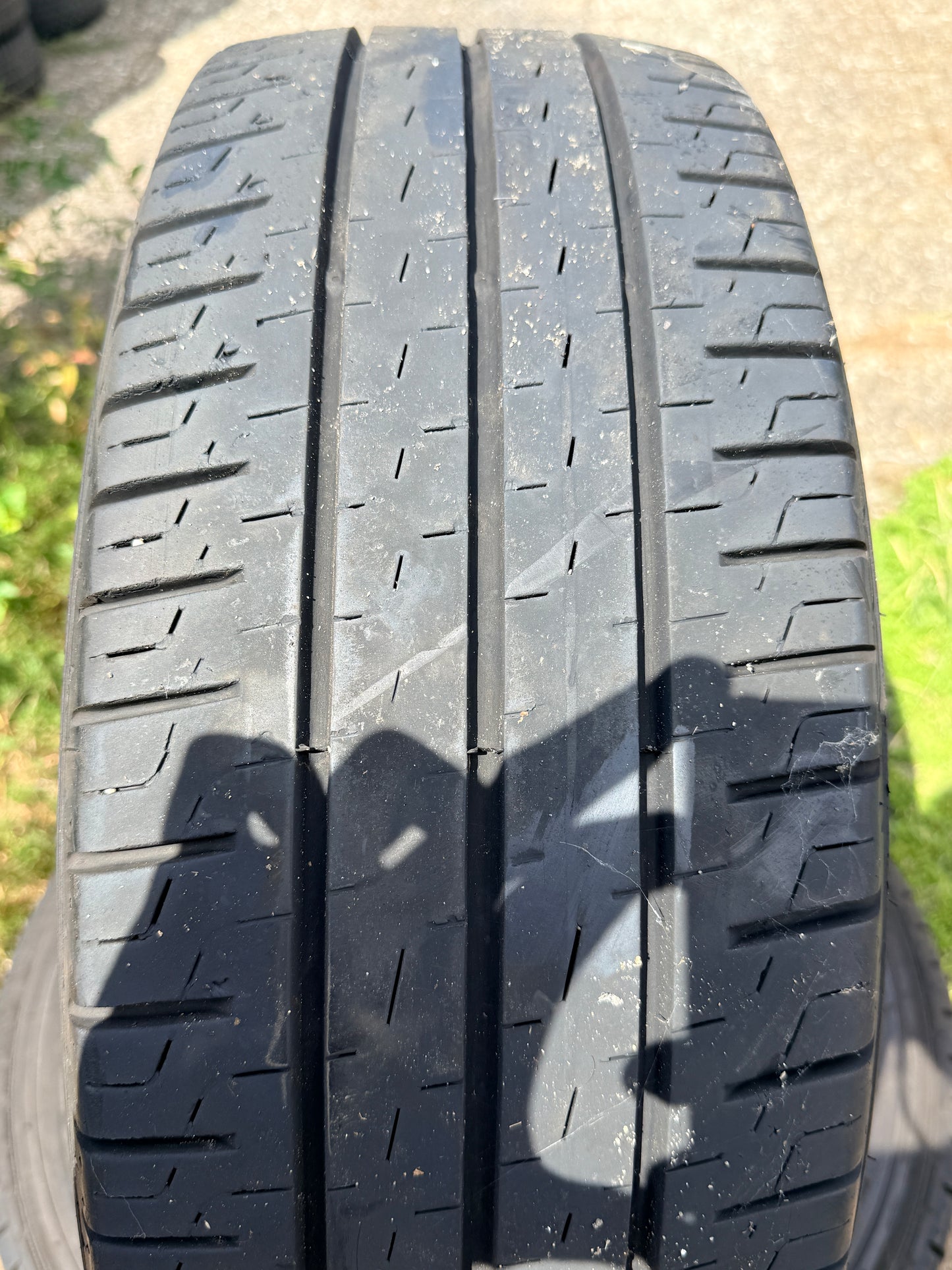 235/65/16C - estive - Pirelli - DOT 2020 - Usato
