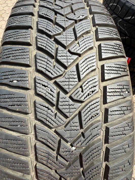 215/60/16 - Invernali - Dunlop - DOT 2020 - Usato