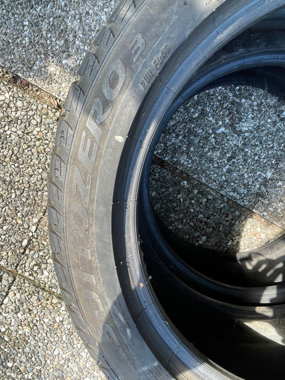 275/40/18 - Invernali - Pirelli RFT - DOT 2017 - Usato
