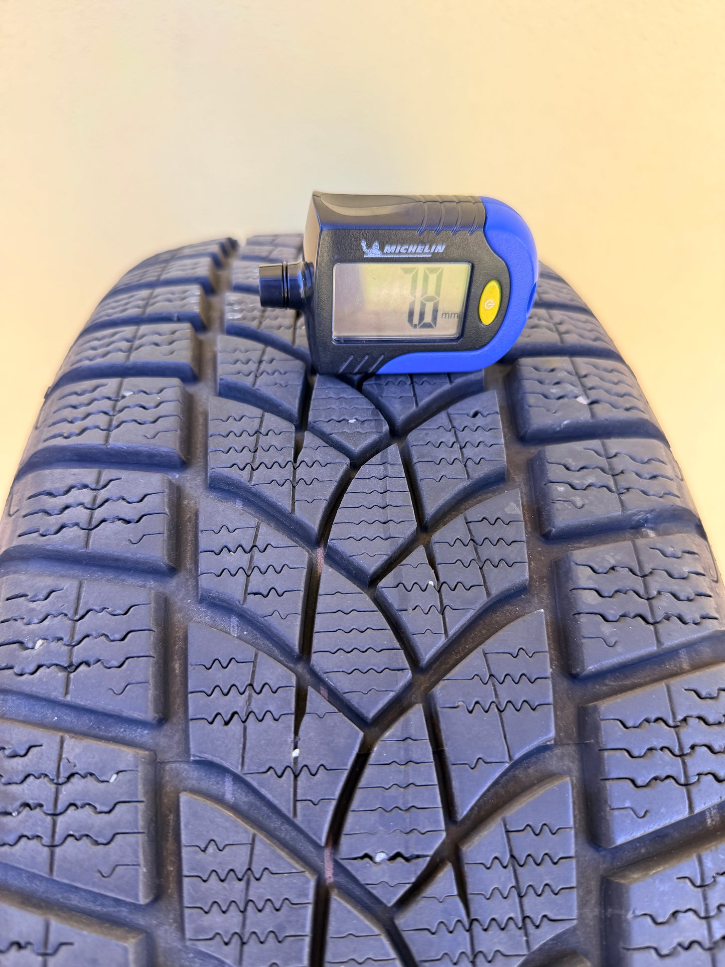 205/55/16-Invernali-Goodyear-DOT 2020-Usato
