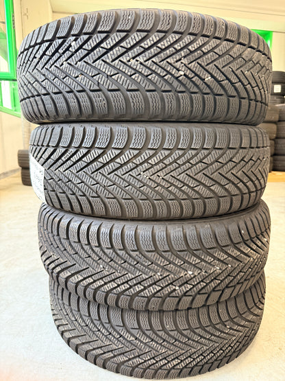 215/60/17 - Invernali - Pirelli - DOT 2021/2022 - Usato