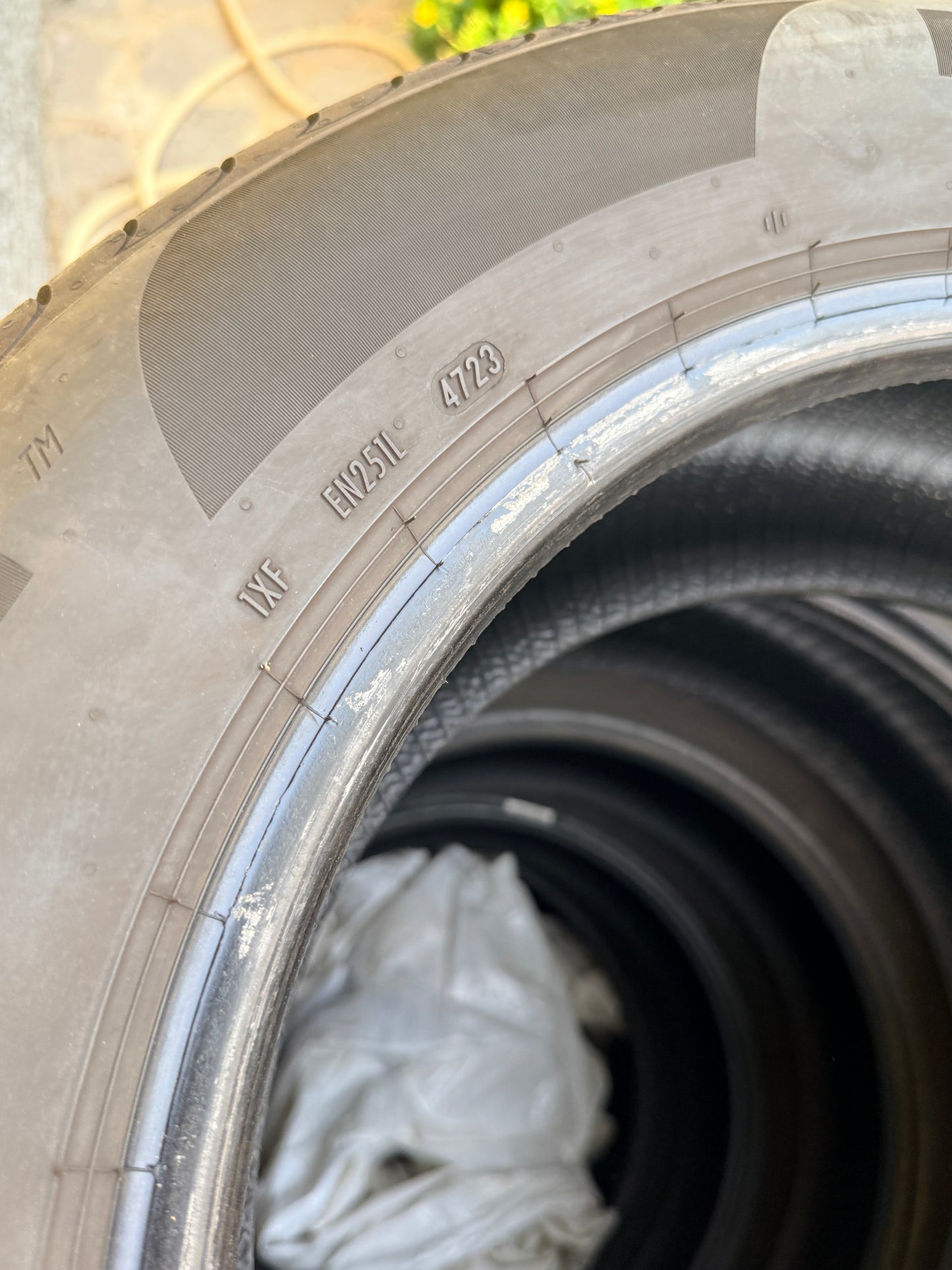 225/55/17 - estive - Pirelli - DOT 2023 - Usato