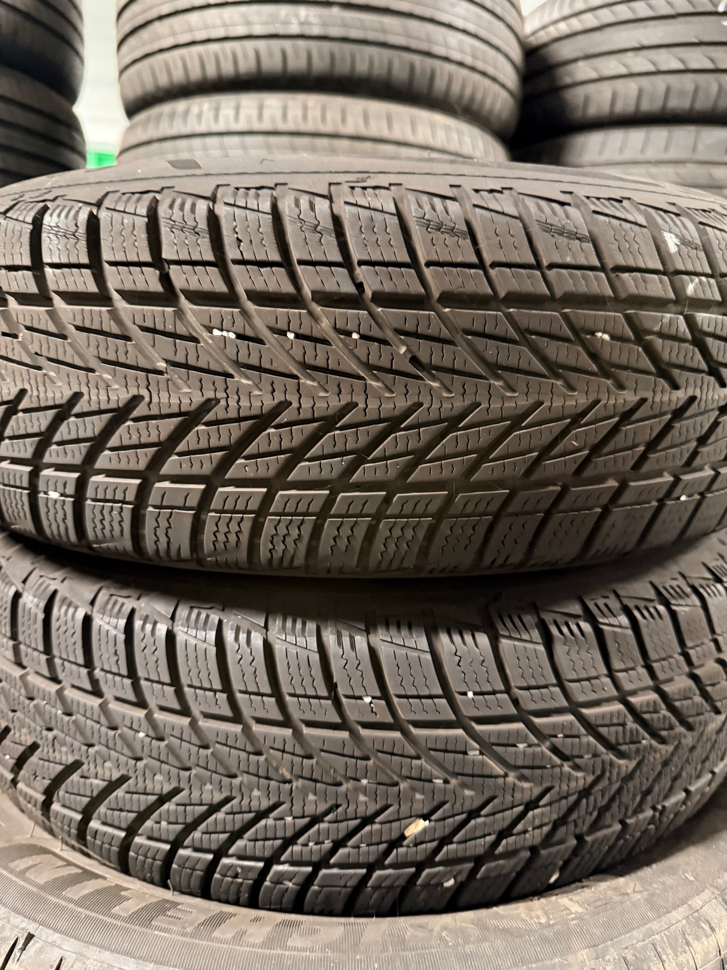 185/65/15 - Invernali - Goodyear - DOT 2023 - Usato