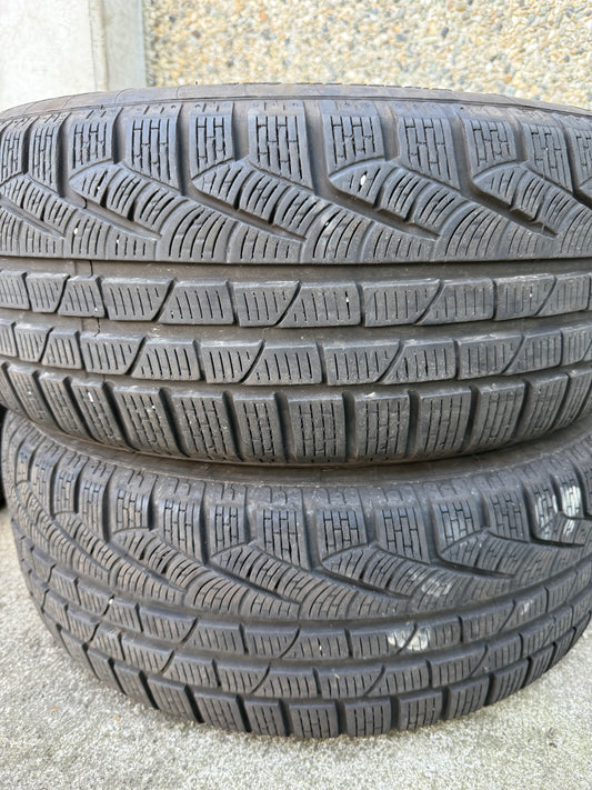 225/55/17 - Invernali - Pirelli - DOT 2020 - Usato