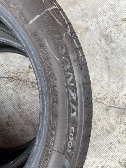 225/50/18 - Estive - Bridgestone - DOT 2017 - Usato