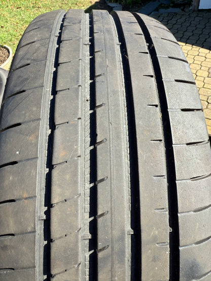 235/55/19 - Estive - Goodyear - DOT 2023 - Usato