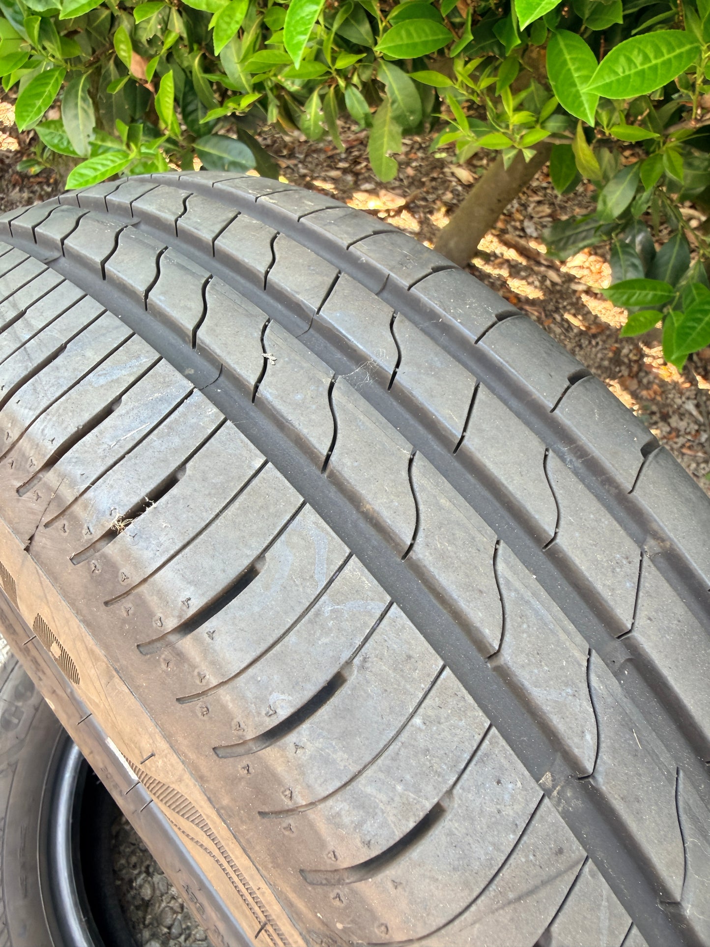 185/65/15 - Estive - Goodyear - DOT 2025 - Usato