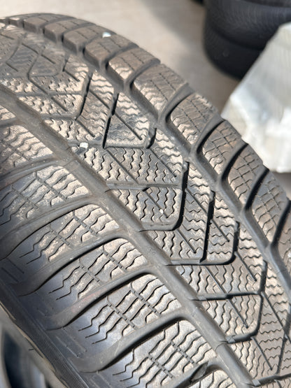 205/60/16 - Invernali - Pirelli - DOT 2019 - Usato