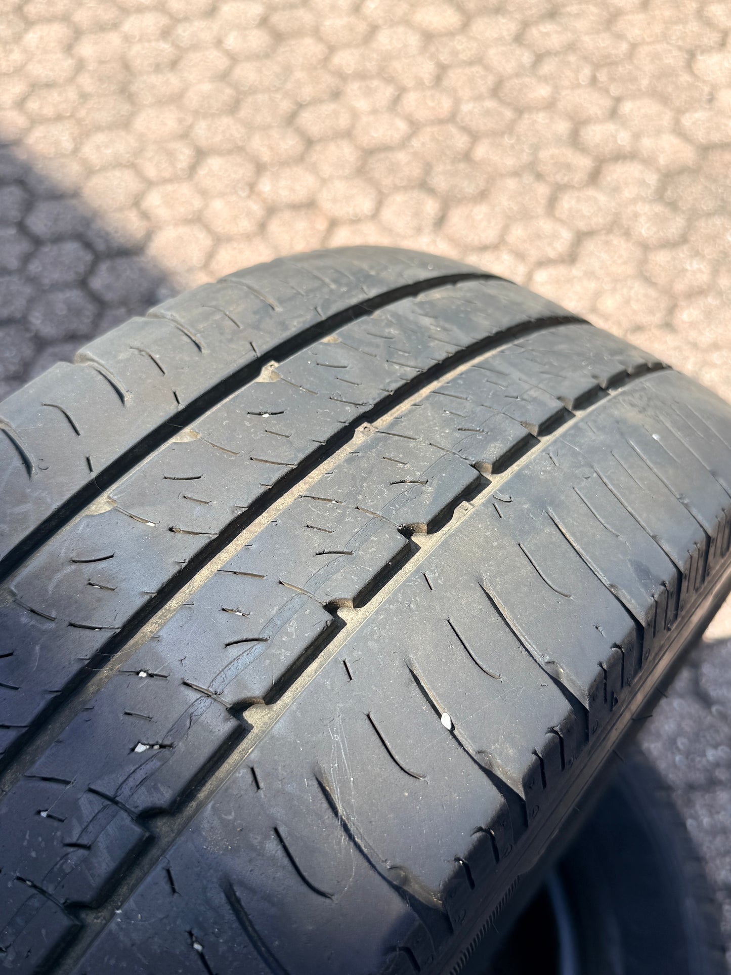 215/65/15C - Estive - Goodyear - DOT 2022 - Usato
