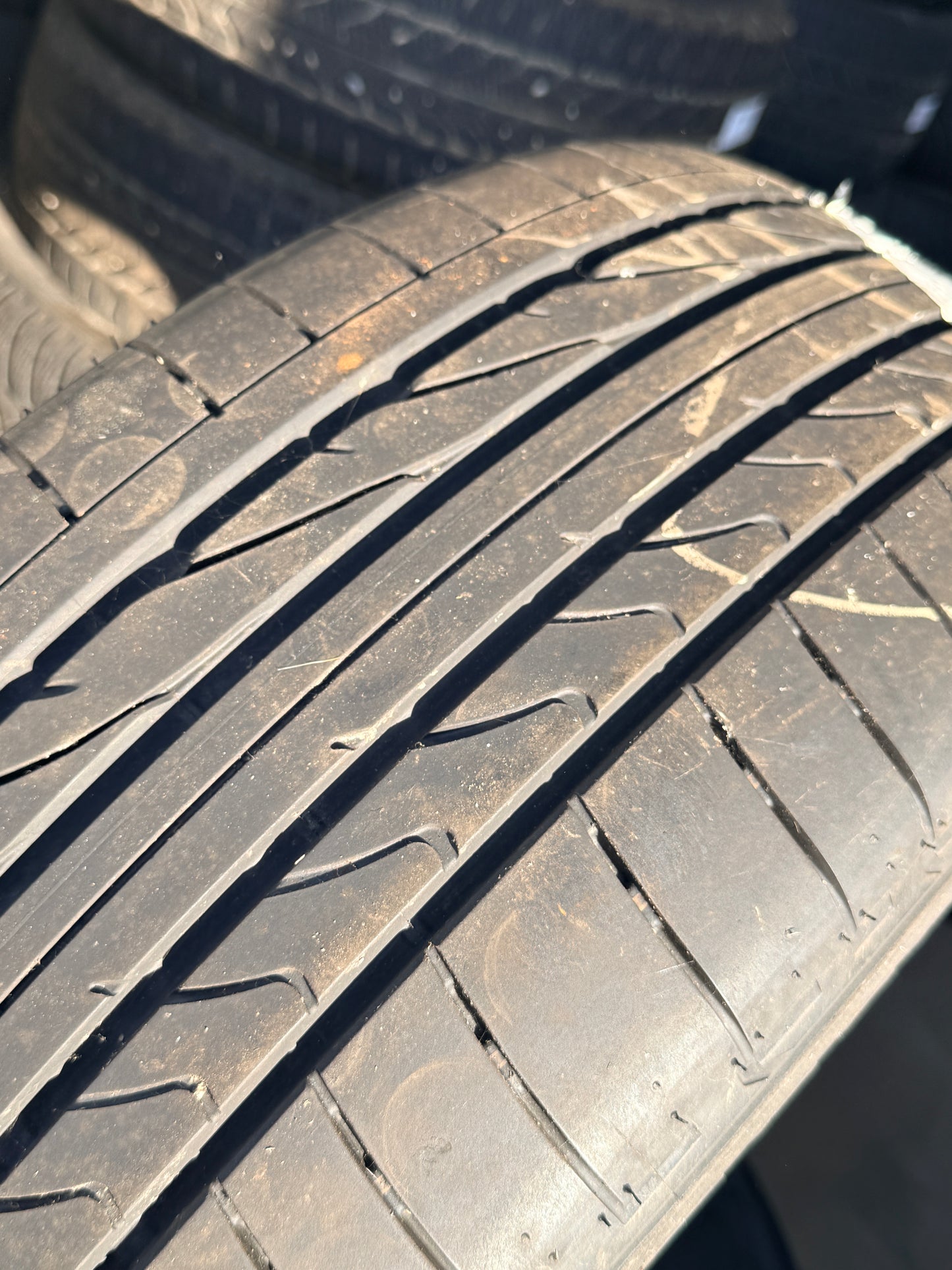 255/55/19 - Estive - Bridgestone - DOT 2019 - Usato