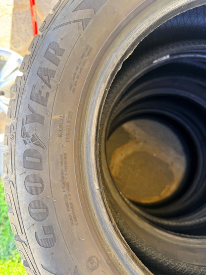 205/55/16-Invernali-Goodyear-DOT 2020-Usato