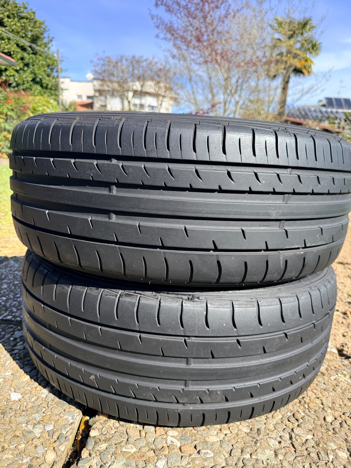 215/50/18 - Estive - Falken - DOT 2018 - Usato