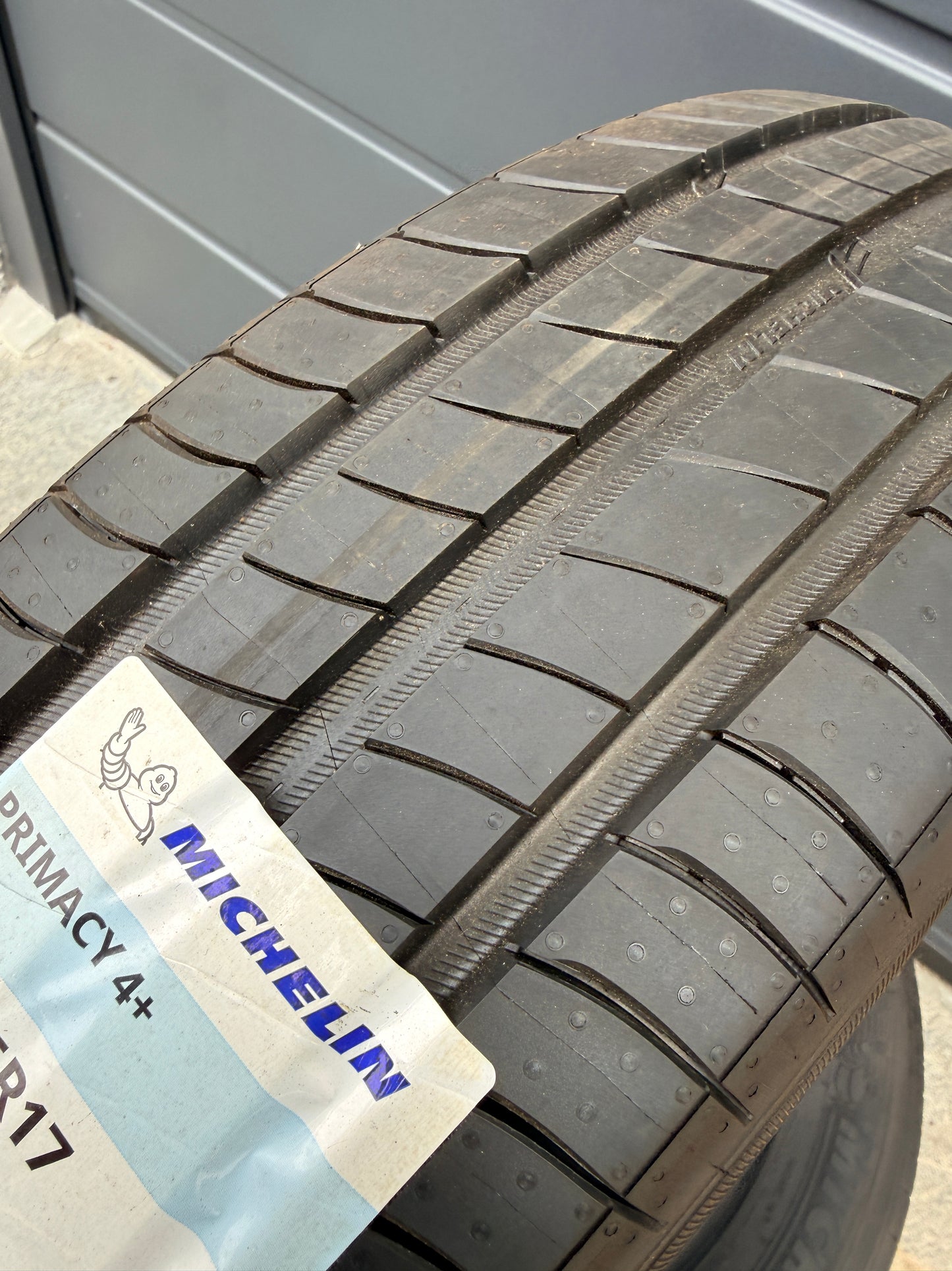 175/65/17 - estive - Michelin - DOT 2022 - Nuovi