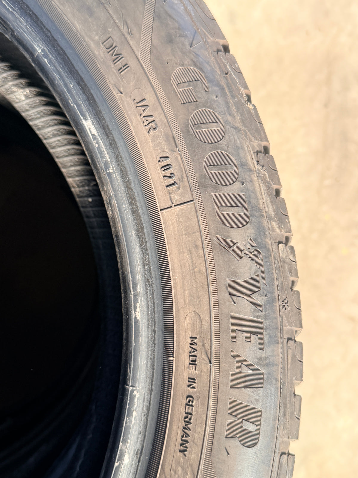 205/55/19 - Invernali - Goodyear - DOT 2021 - Usato