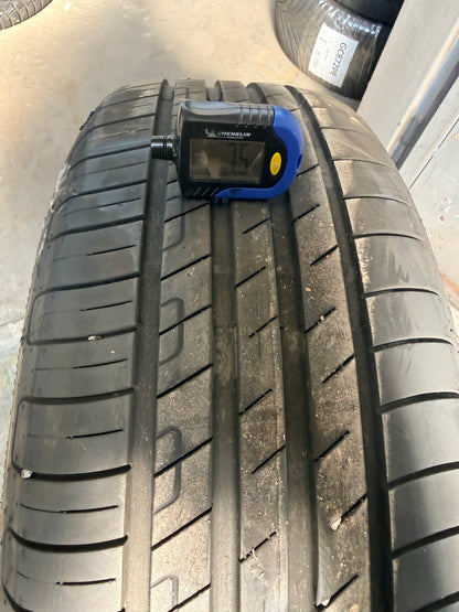 225/55/17 - estive - Goodyear - DOT 2023 - Usato