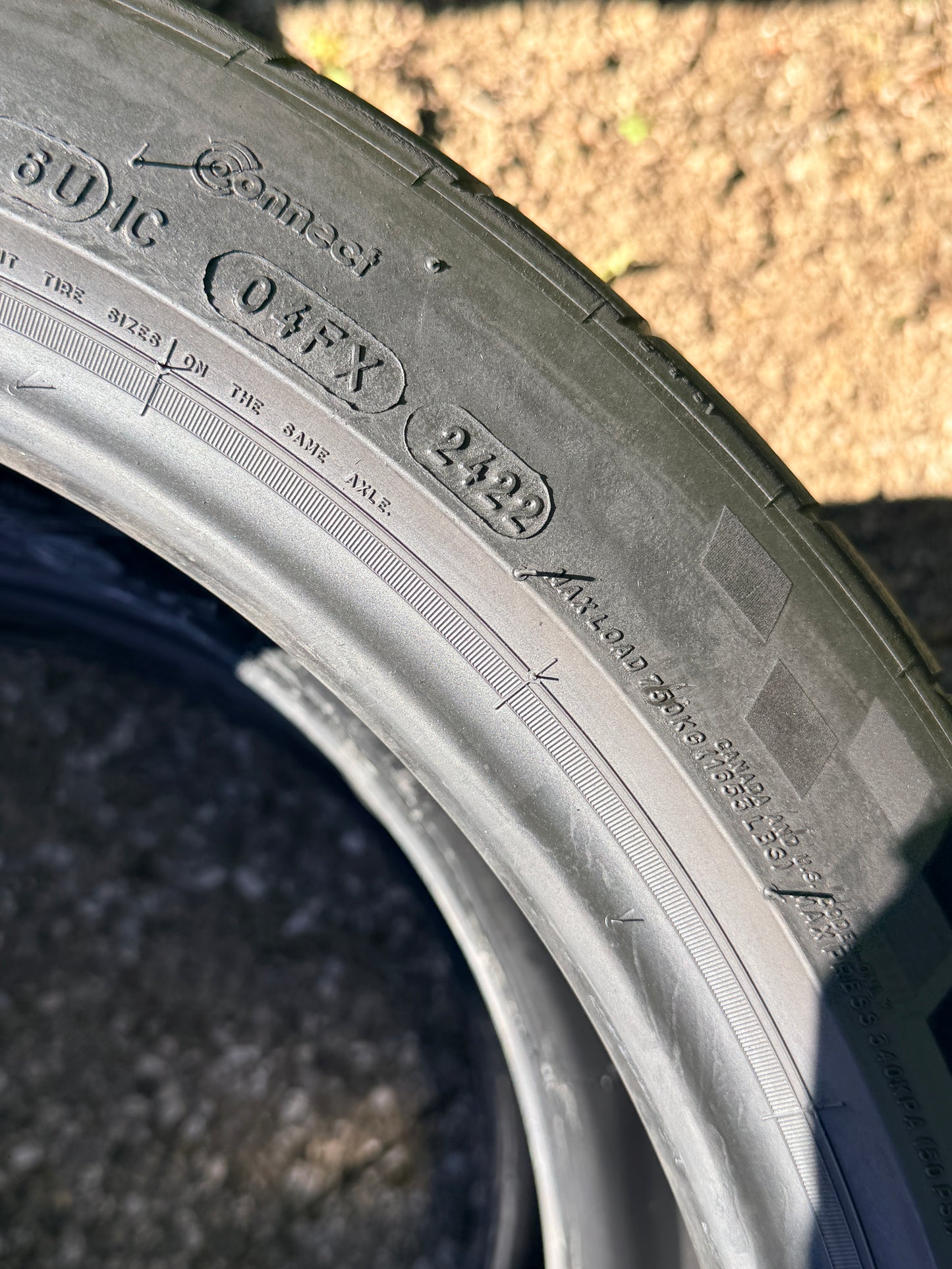 245/40/19 - Pista - Michelin - DOT 2022 - Usato