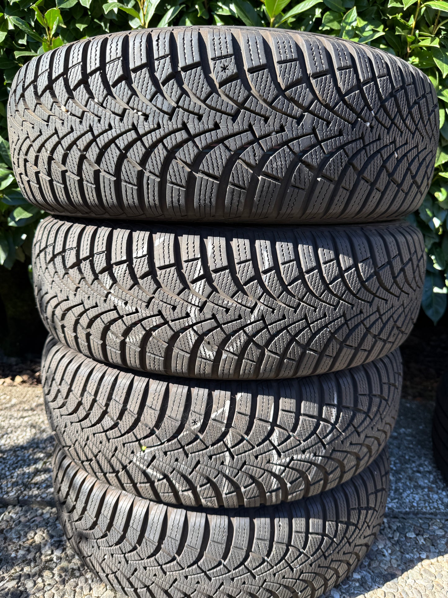 205/60/16 - Invernali -  Goodyear - DOT 2020 - Usato