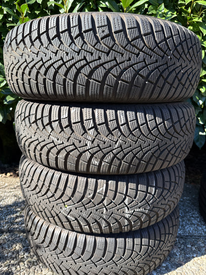 205/60/16 - Invernali -  Goodyear - DOT 2020 - Usato