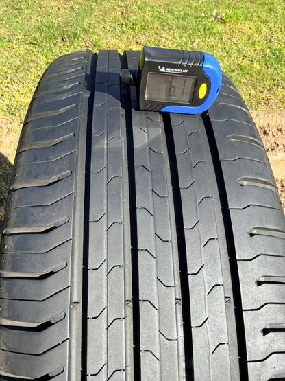 215/55/17 - Estive - Continental - DOT 2019 - Usato
