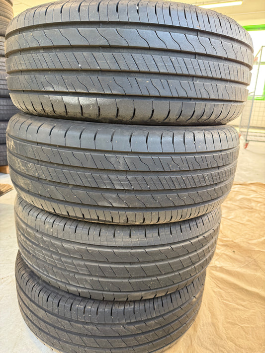 235/55/18 - Estive - Goodyear - DOT 2022 - Usato